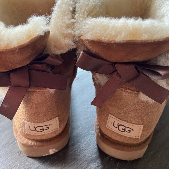 *SOLD* Ugg boots US8 used:) - Picture 3 of 6